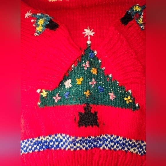 Vintage Knitted Handmade Child’s Christmas Sweater 2t/4t Red - Picture 4 of 6